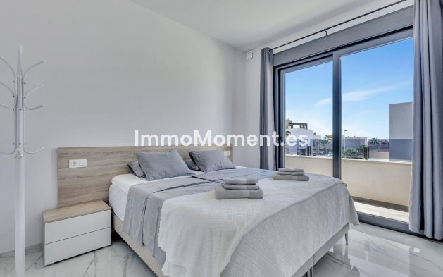Resale - Detached villa - Torrevieja - Torrevieja Centro