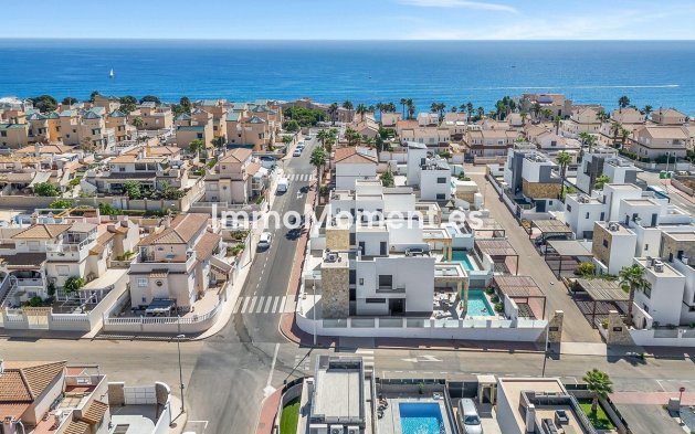 Resale - Detached villa - Torrevieja - Torrevieja Centro