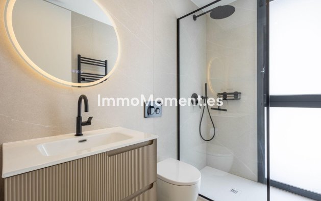 Wiederverkauf - Freistehende Villa - Torrevieja - Torrevieja Centro