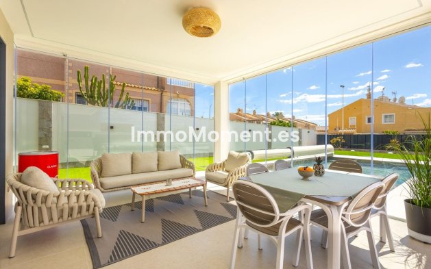 Wiederverkauf - Freistehende Villa - Torrevieja - Torrevieja Centro