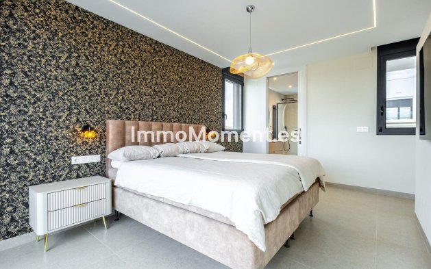 Wiederverkauf - Freistehende Villa - Torrevieja - Torrevieja Centro