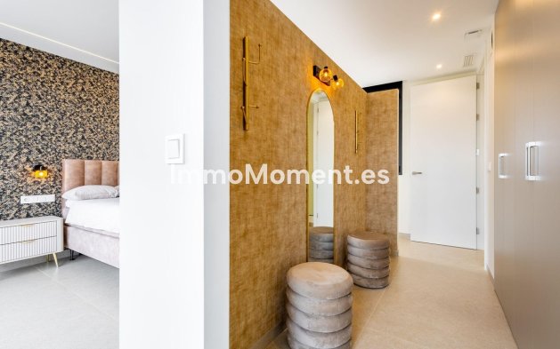 Wiederverkauf - Freistehende Villa - Torrevieja - Torrevieja Centro