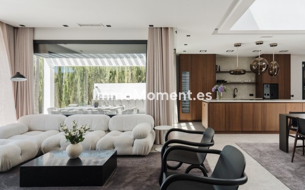 Wiederverkauf - Freistehende Villa - Estepona  - Estepona Centro
