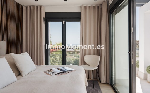 Wiederverkauf - Freistehende Villa - Estepona  - Estepona Centro