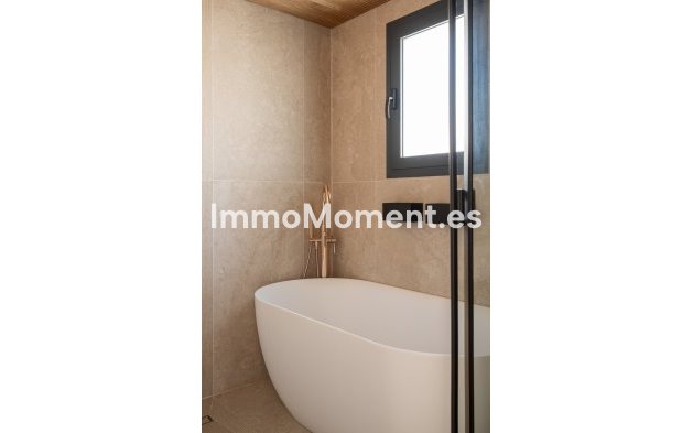 Wiederverkauf - Freistehende Villa - Estepona  - Estepona Centro