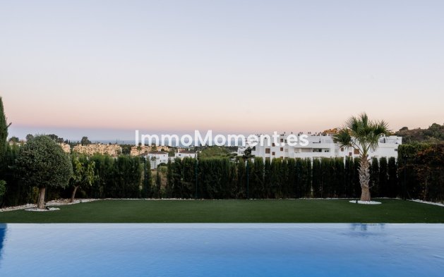 Wiederverkauf - Freistehende Villa - Estepona  - Estepona Centro