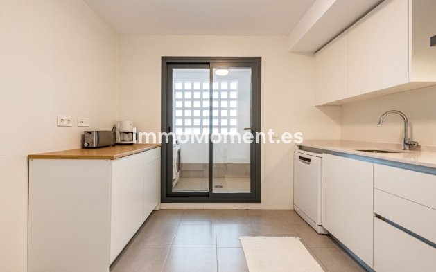 Resale - Apartment - Mijas Costa - La Cala de Mijas