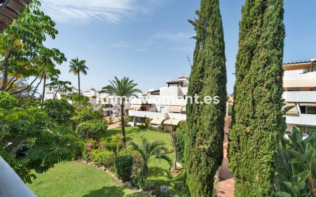 Resale - Apartment - Marbella - Nagüeles