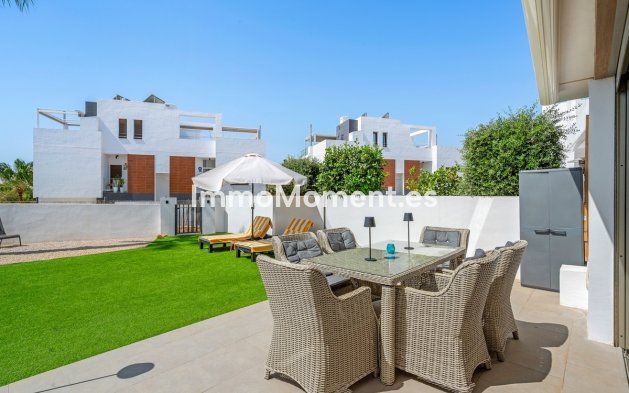 Wiederverkauf - Freistehende Villa - Orihuela Costa - Villamartín