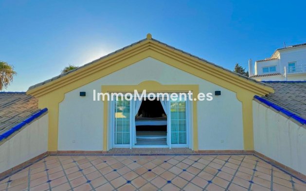 Wiederverkauf - Freistehende Villa - Estepona  - Estepona Centro