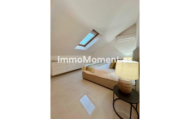 Wiederverkauf - Freistehende Villa - Estepona  - Estepona Centro