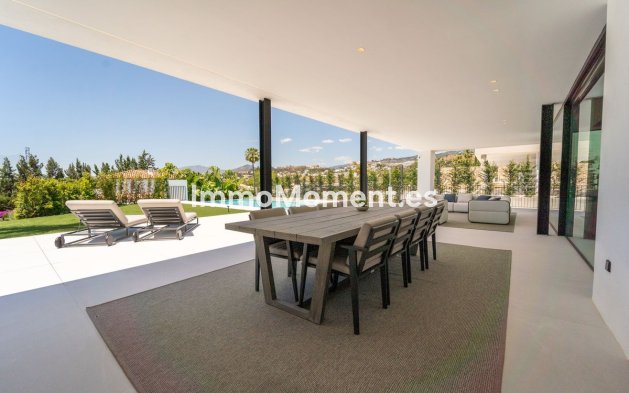 Resale - Detached villa - Marbella - Nueva Andalucía