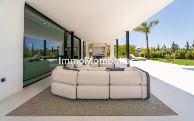 Resale - Detached villa - Marbella - Nueva Andalucía