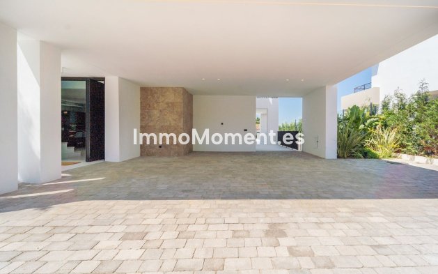 Resale - Detached villa - Marbella - Nueva Andalucía