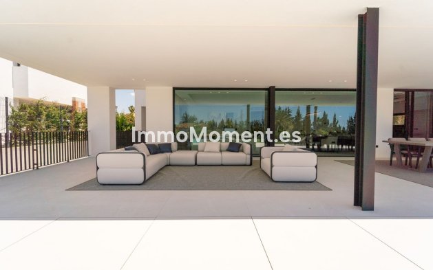 Resale - Detached villa - Marbella - Nueva Andalucía