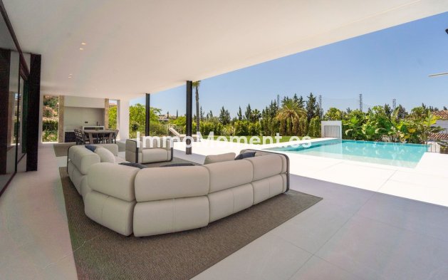 Resale - Detached villa - Marbella - Nueva Andalucía