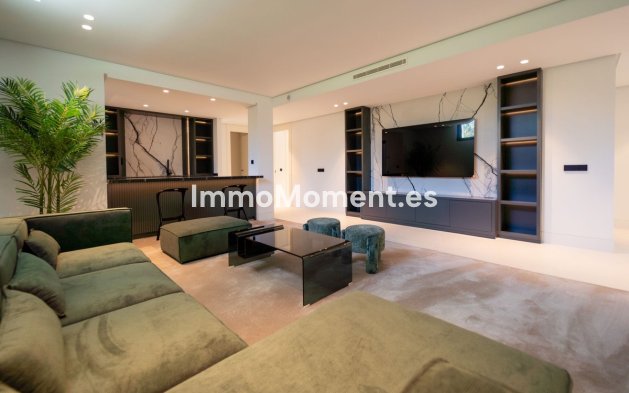 Resale - Detached villa - Marbella - Nueva Andalucía