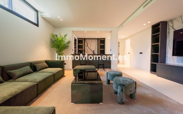 Resale - Detached villa - Marbella - Nueva Andalucía