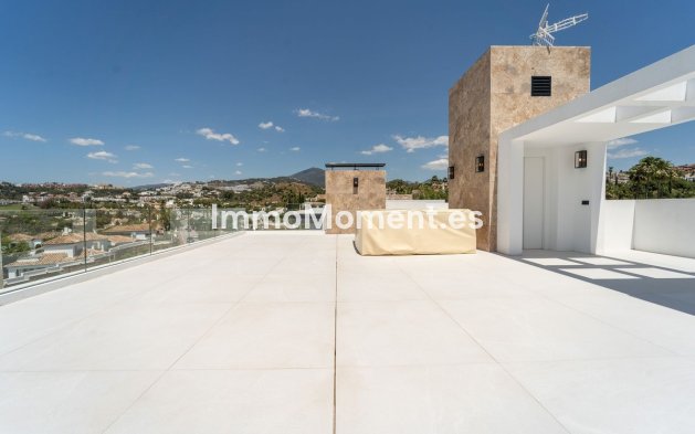 Resale - Detached villa - Marbella - Nueva Andalucía