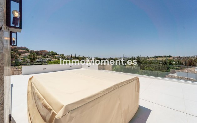 Resale - Detached villa - Marbella - Nueva Andalucía