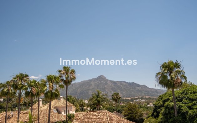 Resale - Detached villa - Marbella - Nueva Andalucía