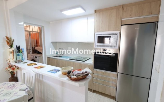Resale - Detached villa - Orihuela Costa