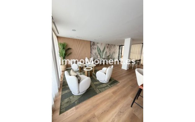 Wiederverkauf - Wohnung - Estepona  - Estepona Centro