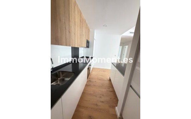 Wiederverkauf - Wohnung - Estepona  - Estepona Centro