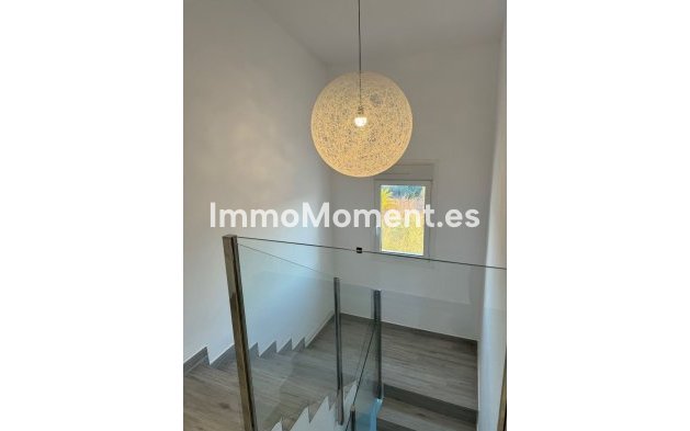 Wiederverkauf - Freistehende Villa - Alfaz del Pi - L'Alfás del Pi Centro