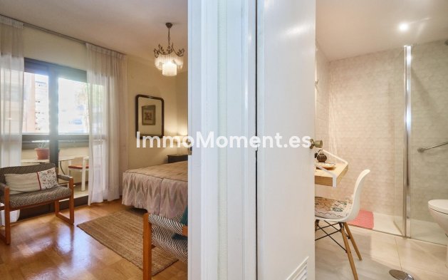 Wiederverkauf - Wohnung - Fuengirola - Fuengirola Centro
