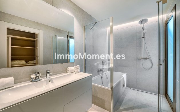 Revente - Appartement - Estepona  - Estepona Centro