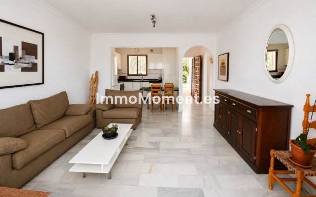 Resale - Apartment - Mijas Costa - El Chaparral