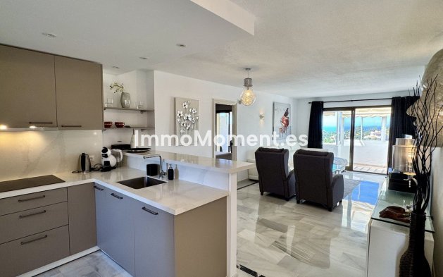 Resale - Apartment - Mijas Costa - Calahonda
