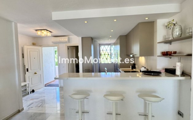 Resale - Apartment - Mijas Costa - Calahonda