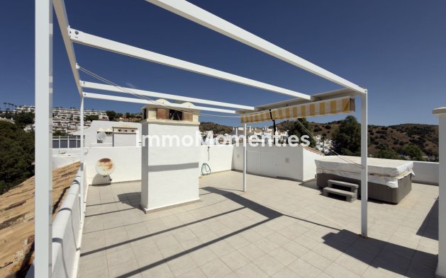 Resale - Apartment - Mijas Costa - Calahonda