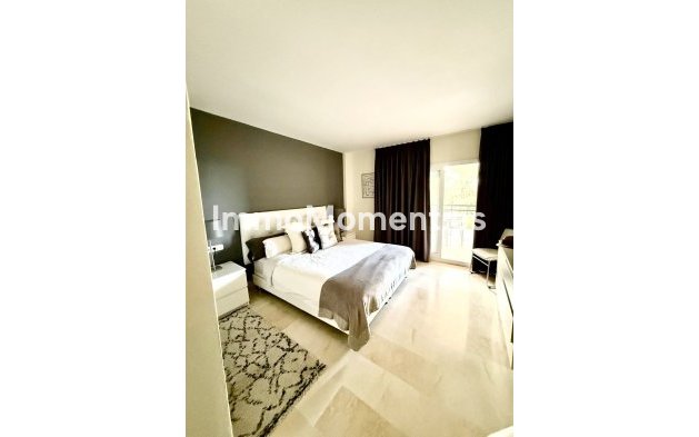 Revente - Appartement - Marbella - Elviria