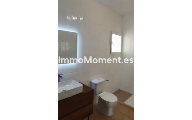 Wiederverkauf - Freistehende Villa - Benalmadena - Benalmadena Centro