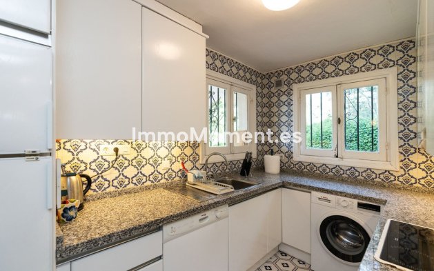 Wiederverkauf - Freistehende Villa - Marbella - Elviria
