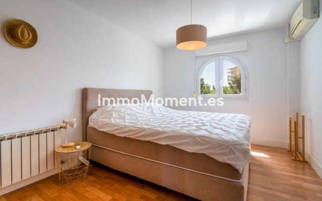Wiederverkauf - Wohnung - Torremolinos - La Carihuela