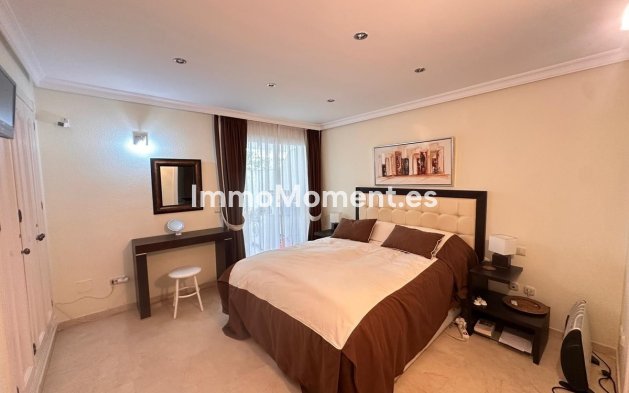 Wiederverkauf - Wohnung - Estepona  - Estepona Centro