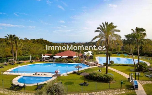 Resale - Detached villa - Estepona - Estepona Centro