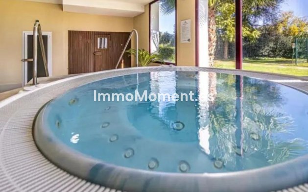 Resale - Detached villa - Estepona - Estepona Centro