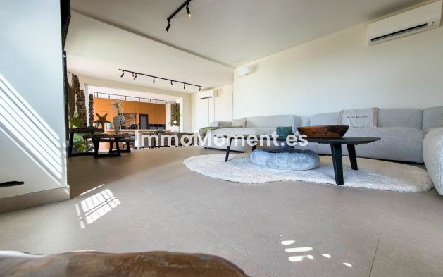 Resale - Detached villa - Marbella - Hacienda Las Chapas