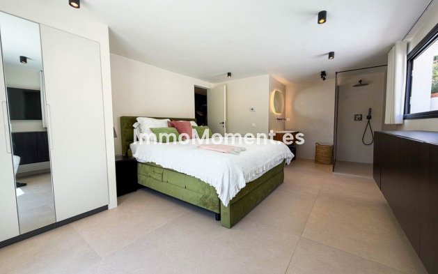 Resale - Detached villa - Marbella - Hacienda Las Chapas