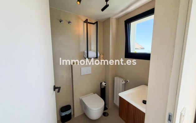 Resale - Detached villa - Marbella - Hacienda Las Chapas