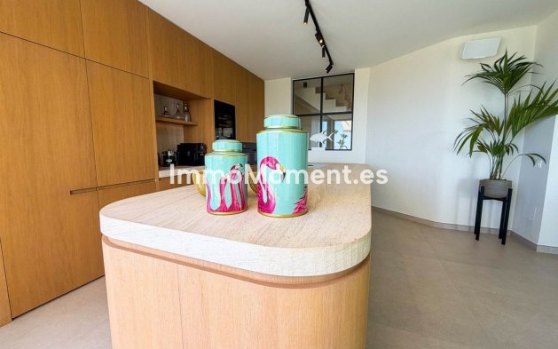 Resale - Detached villa - Marbella - Hacienda Las Chapas