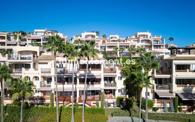 Wiederverkauf - Wohnung - Estepona  - Atalaya