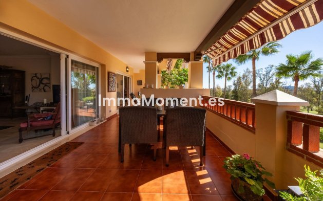 Wiederverkauf - Wohnung - Estepona  - Atalaya