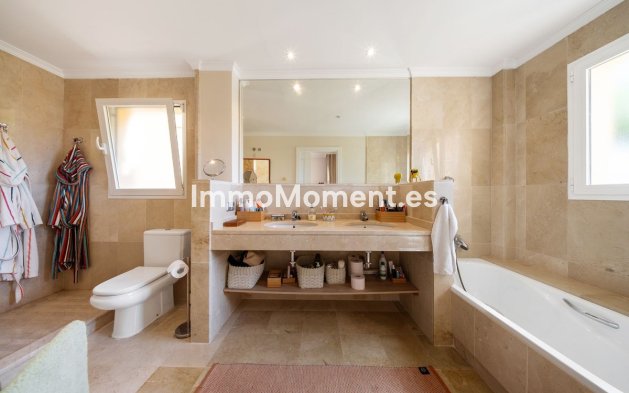Wiederverkauf - Wohnung - Estepona  - Atalaya