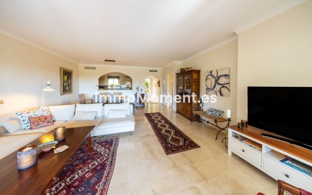Wiederverkauf - Wohnung - Estepona  - Atalaya